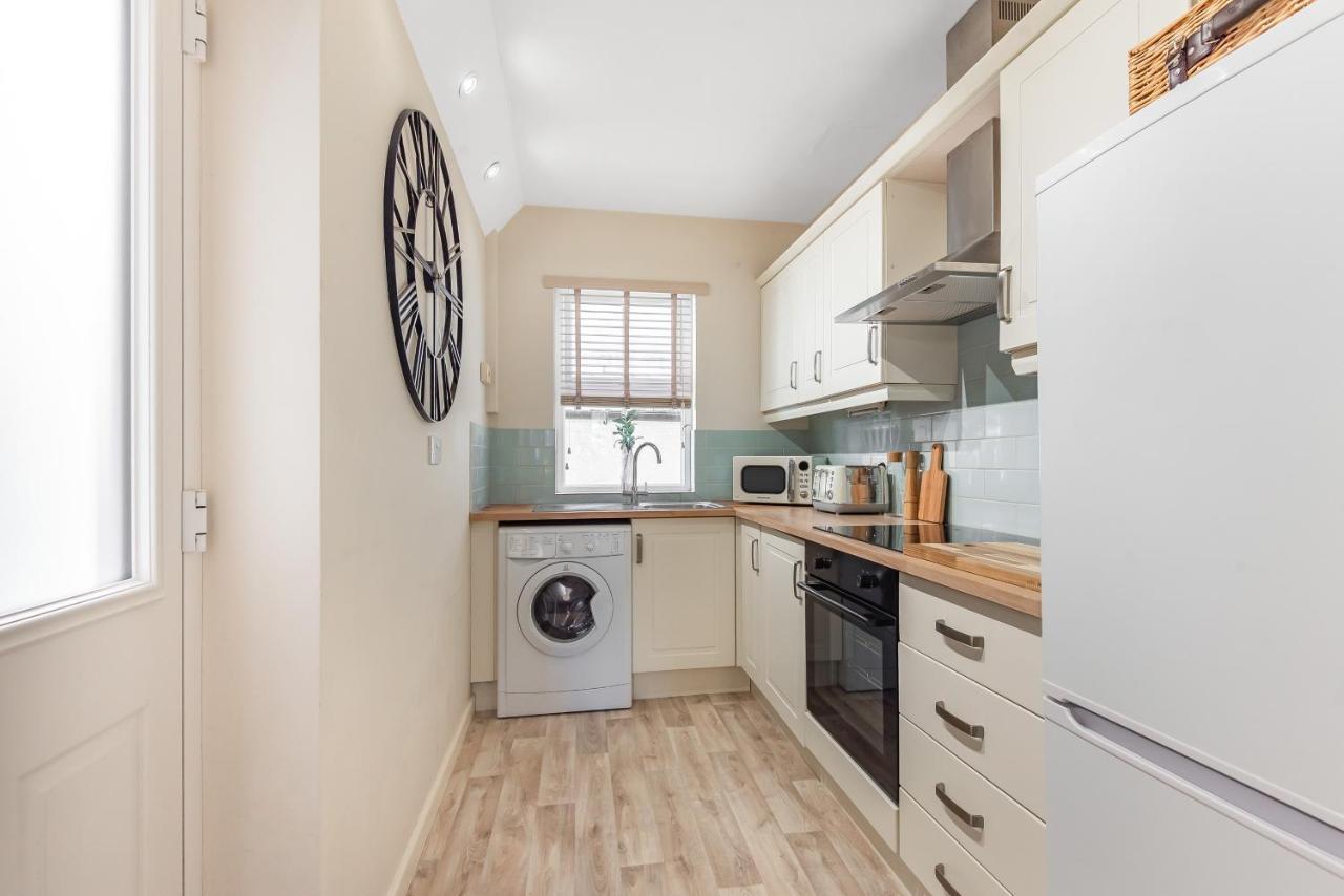 Chester City Centre Cottage, Sleeps 6 With Free Parking Kültér fotó