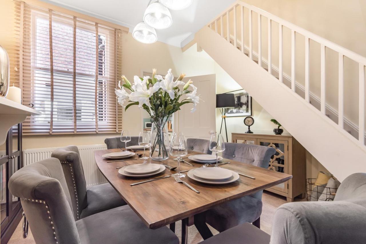 Chester City Centre Cottage, Sleeps 6 With Free Parking Kültér fotó