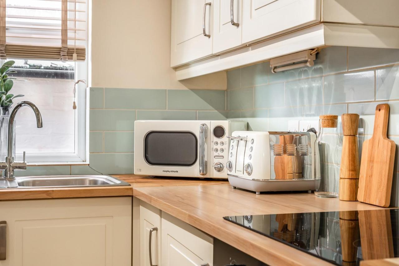 Chester City Centre Cottage, Sleeps 6 With Free Parking Kültér fotó
