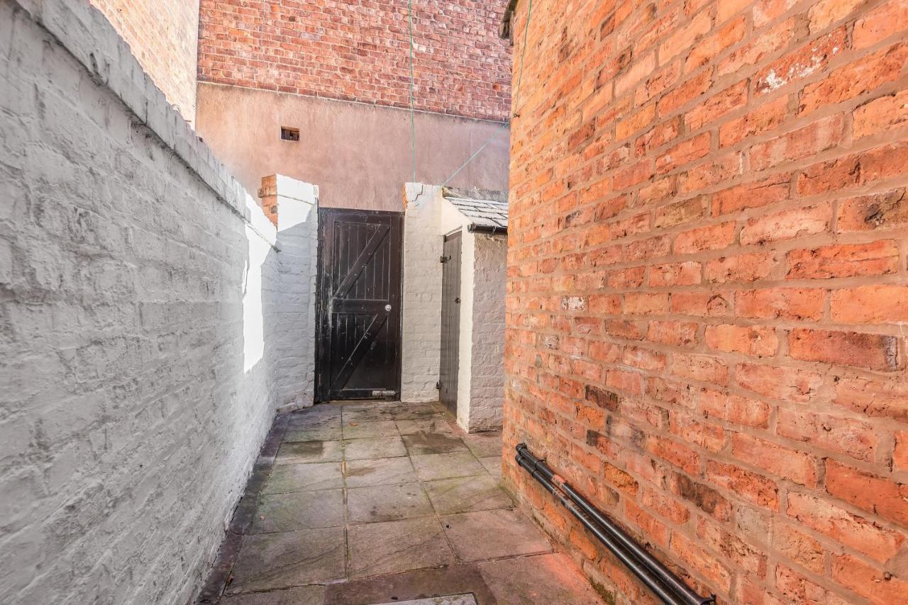 Chester City Centre Cottage, Sleeps 6 With Free Parking Kültér fotó